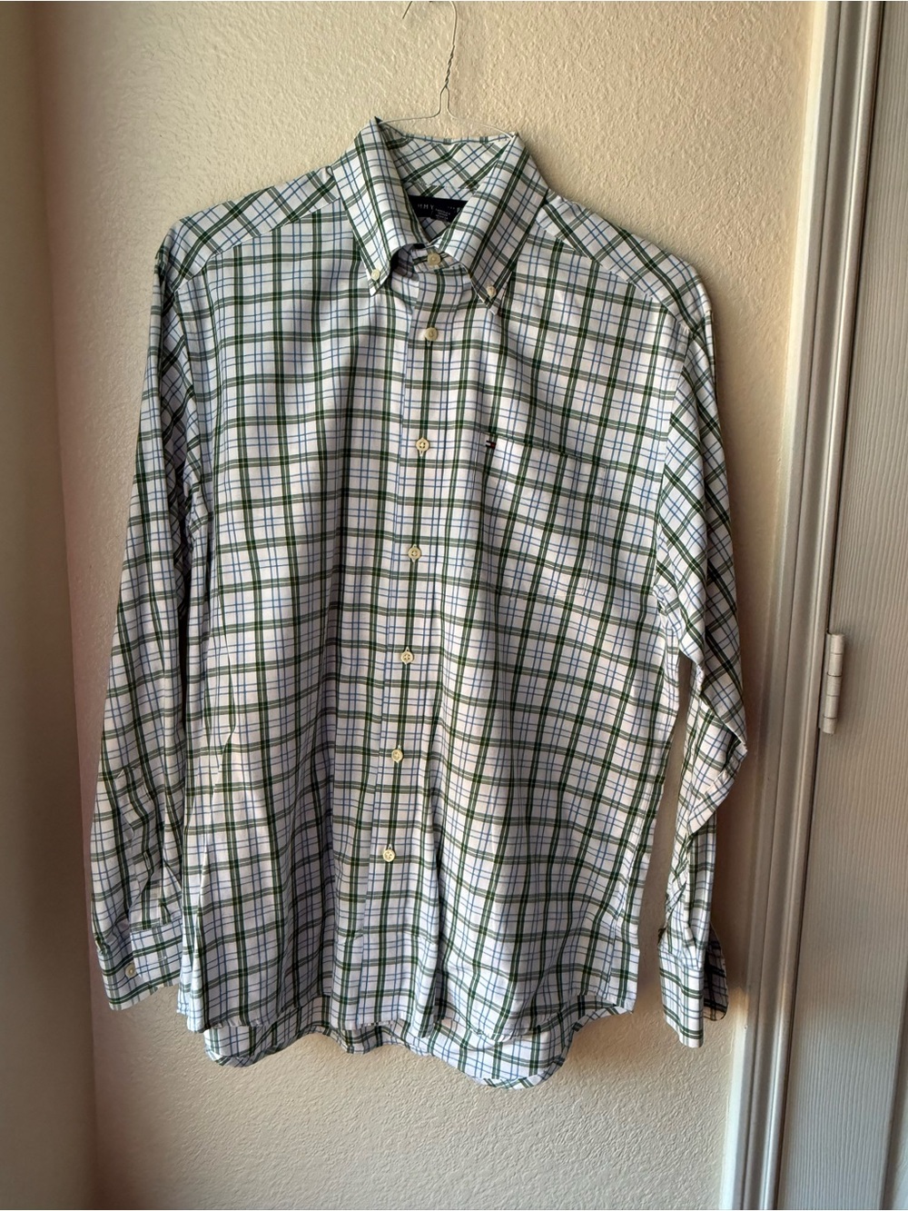 Tommy Hilfiger White & Green Plaid Button-Down Shirt
